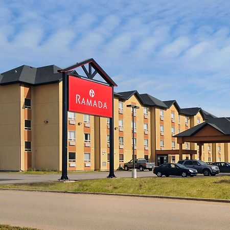 Ramada By Wyndham Cold Lake Dış mekan fotoğraf