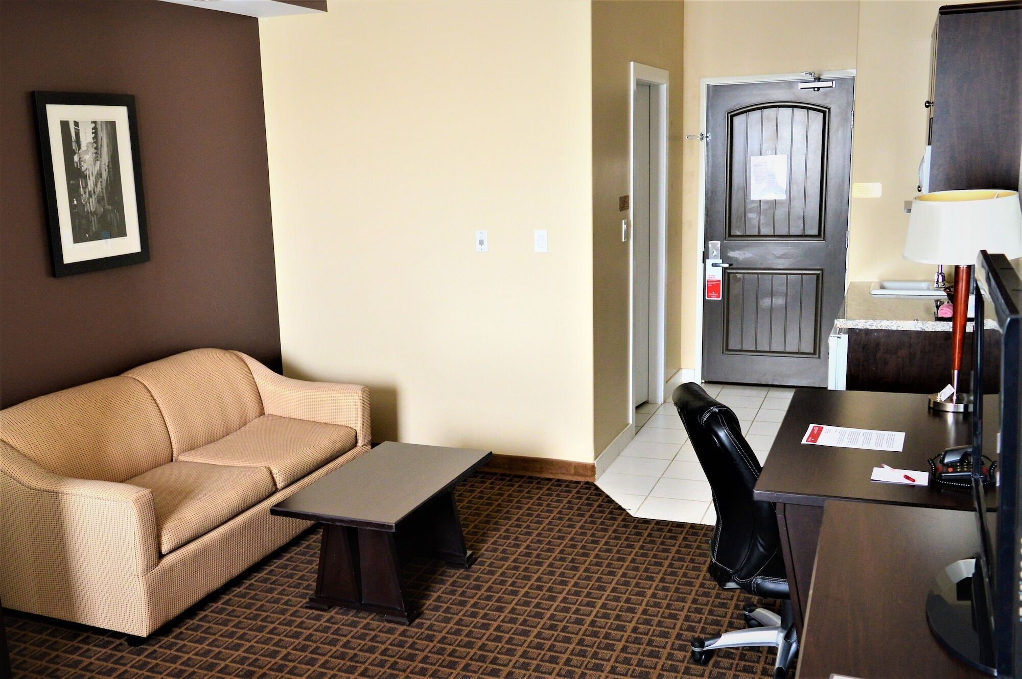 Ramada By Wyndham Cold Lake Dış mekan fotoğraf