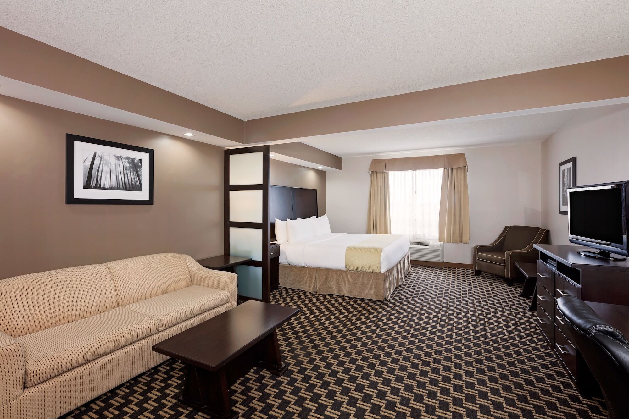 Ramada By Wyndham Cold Lake Dış mekan fotoğraf
